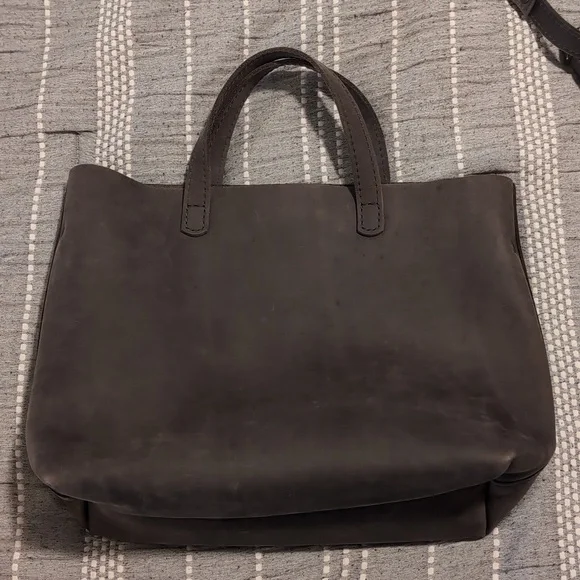 Portland Leather Classic Medium Crossbody Tote - Groupie Grey - Picture 6 of 6